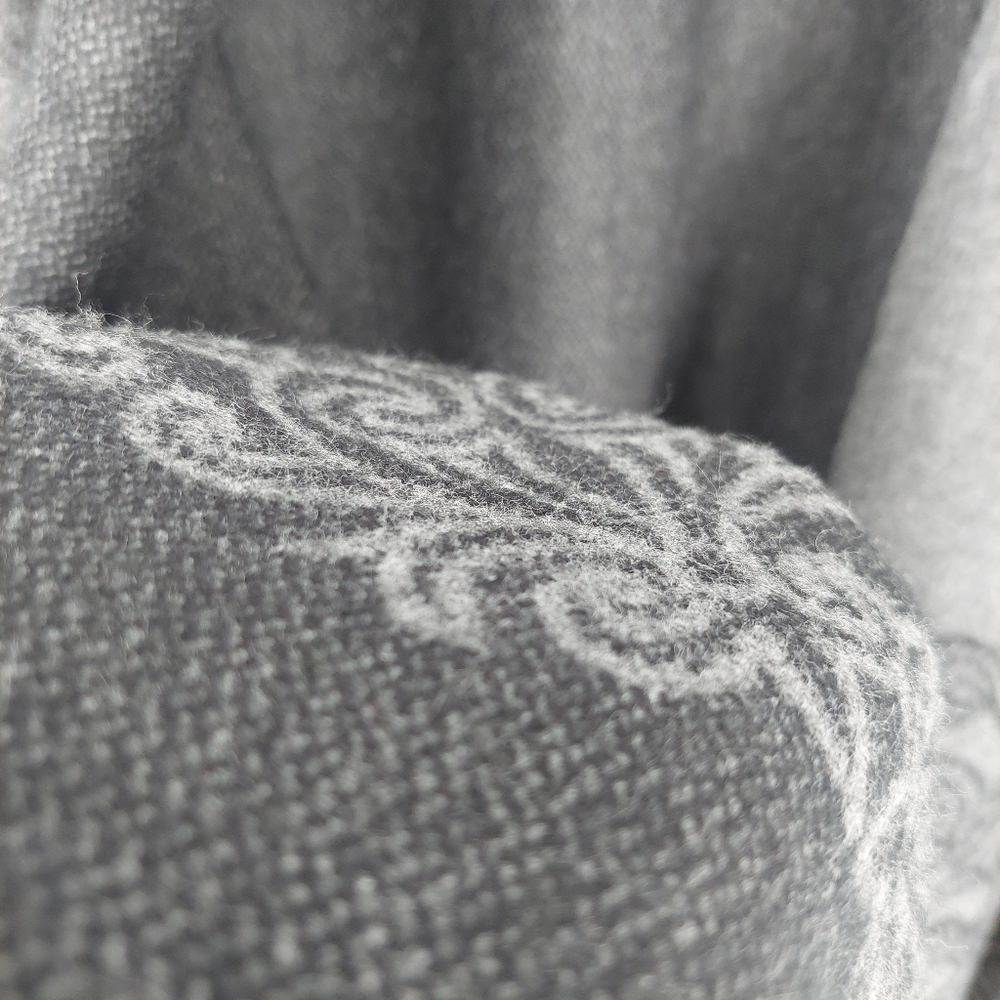 Fiori Di Firenze Gray Black Blanket Shawl Wrap, OS - Picture 7 of 8
